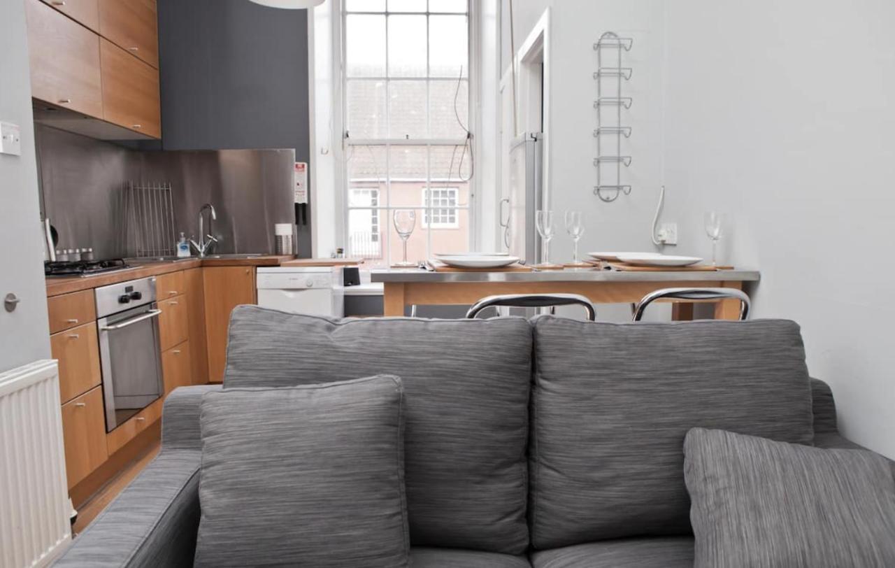 Royal Mile Apartment — Photos 1